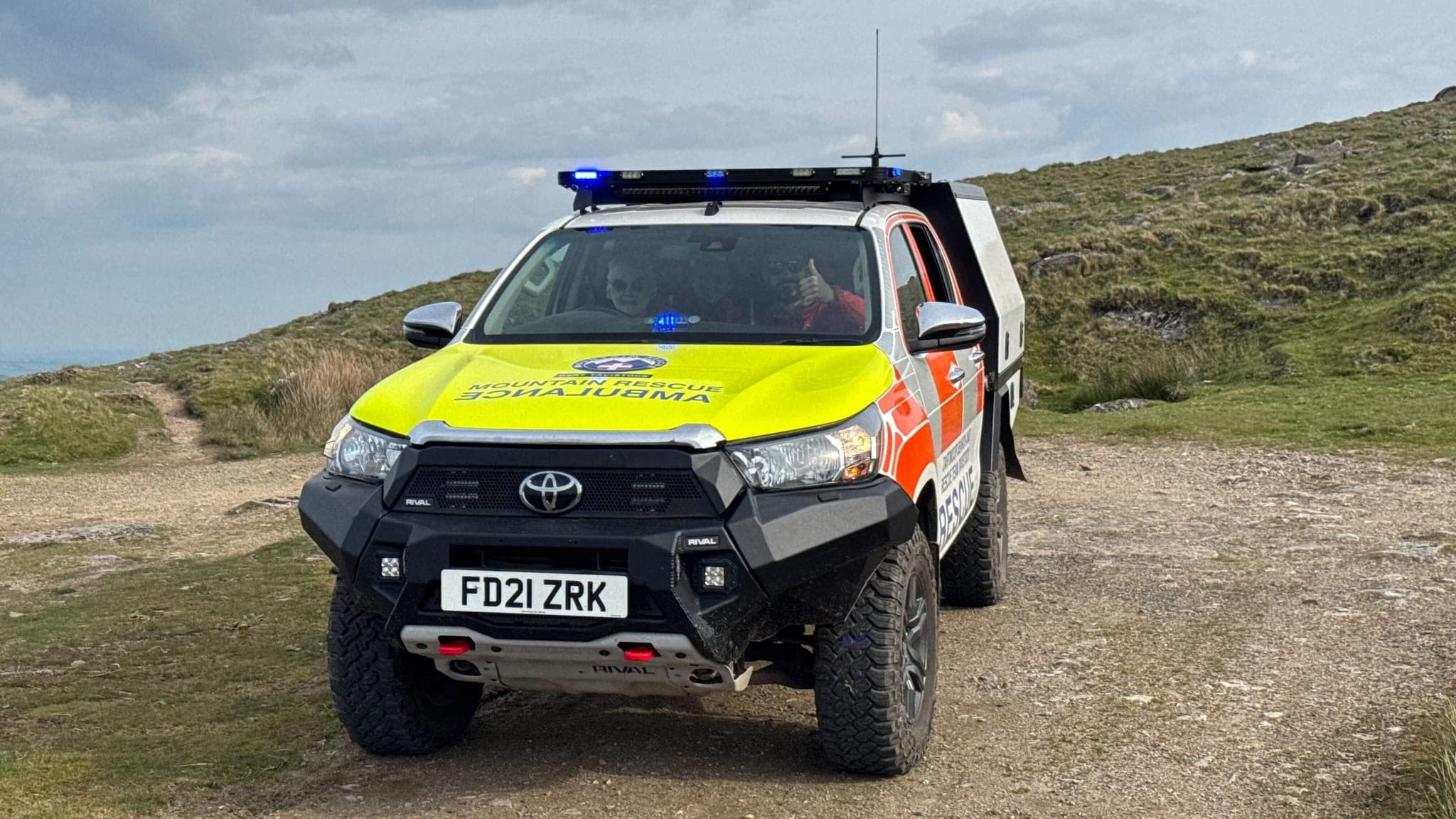 Hilux off-road rescue vehicle